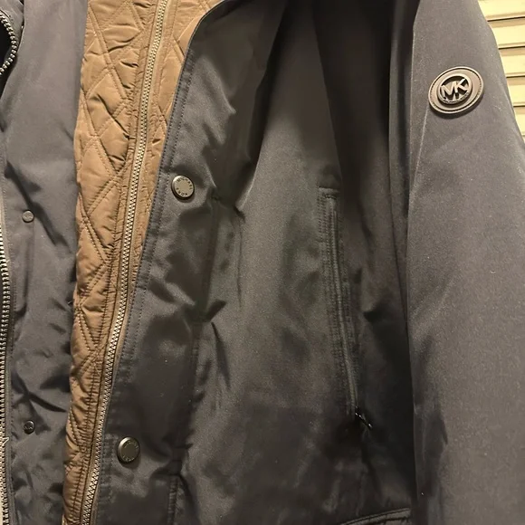 Men's Black Winter Jacket - Picture 11 of 13